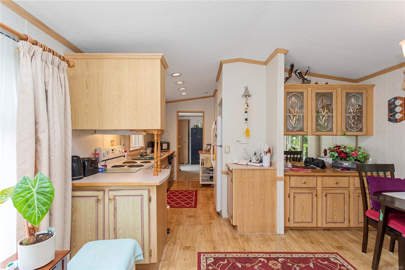 39-1048 Murchie Way — listing photo 7 of 20