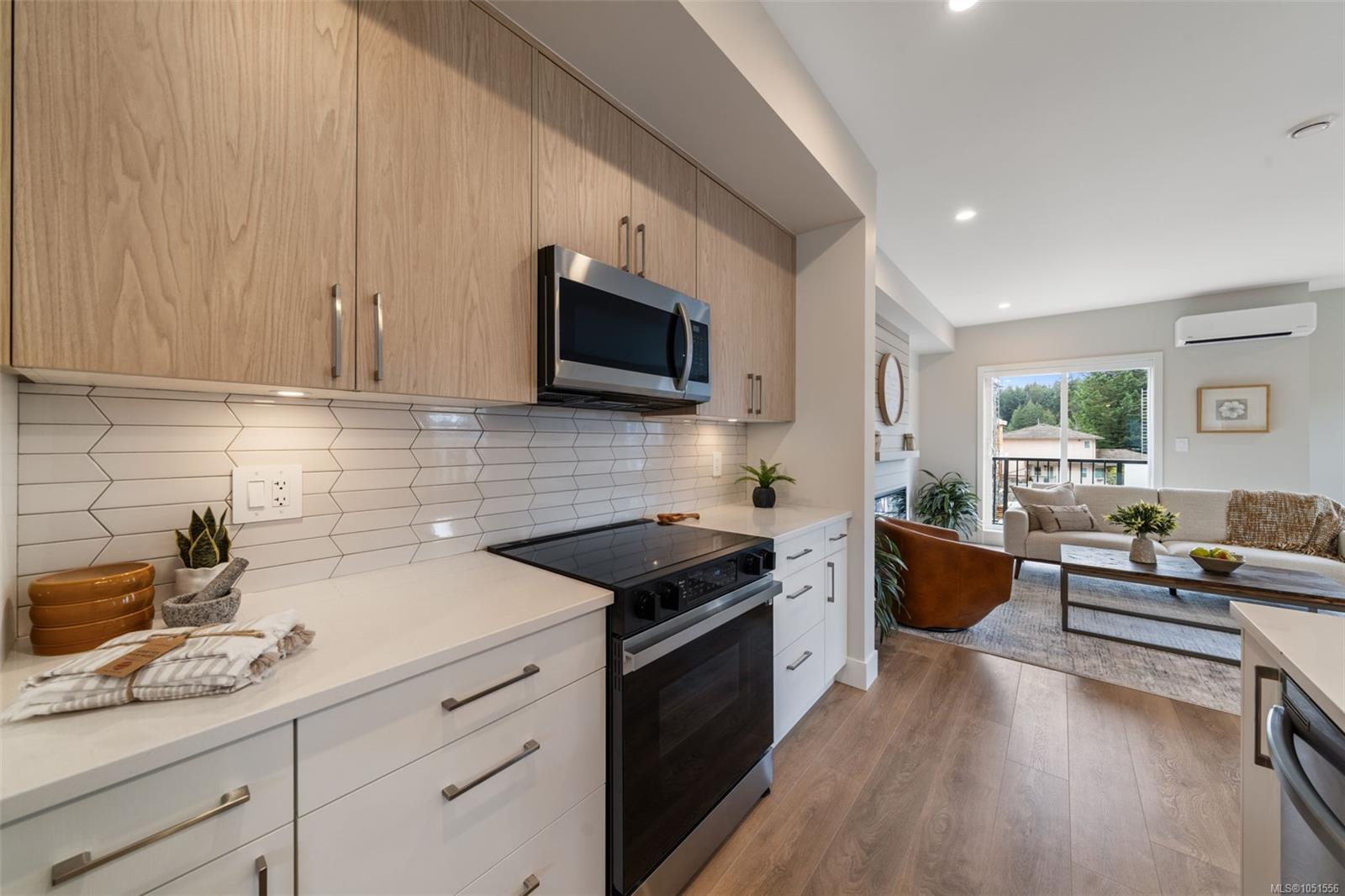 1210 Arcadiawood Crt — listing photo 7 of 52