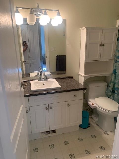 702 Hamilton Ave — listing photo 13 of 19