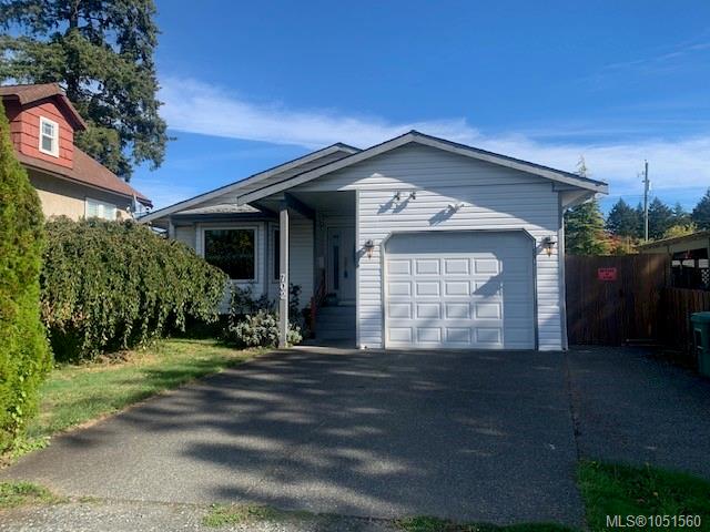 702 Hamilton Ave — listing photo 3 of 19