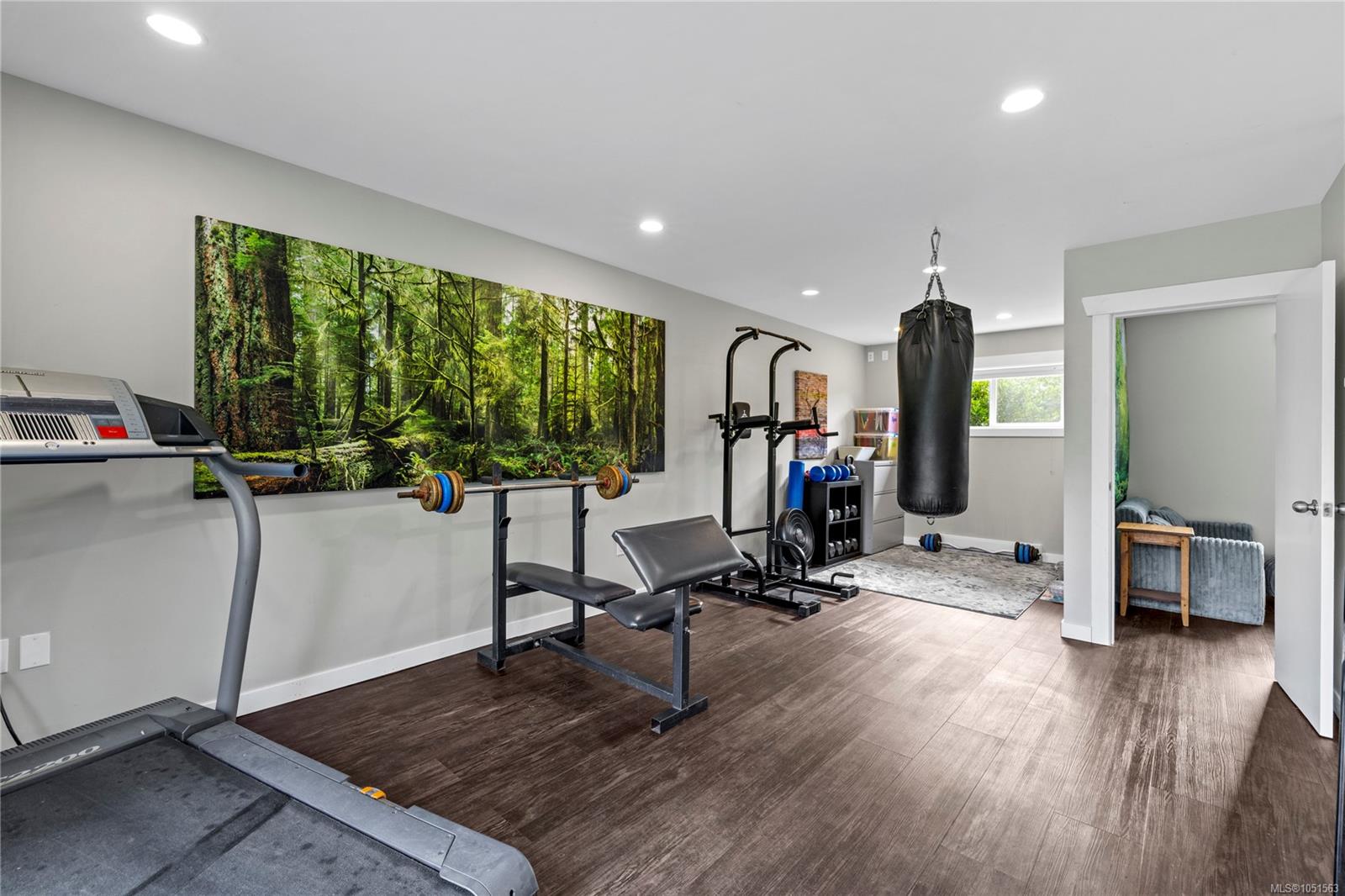 107 Moss Ave — listing photo 7 of 30