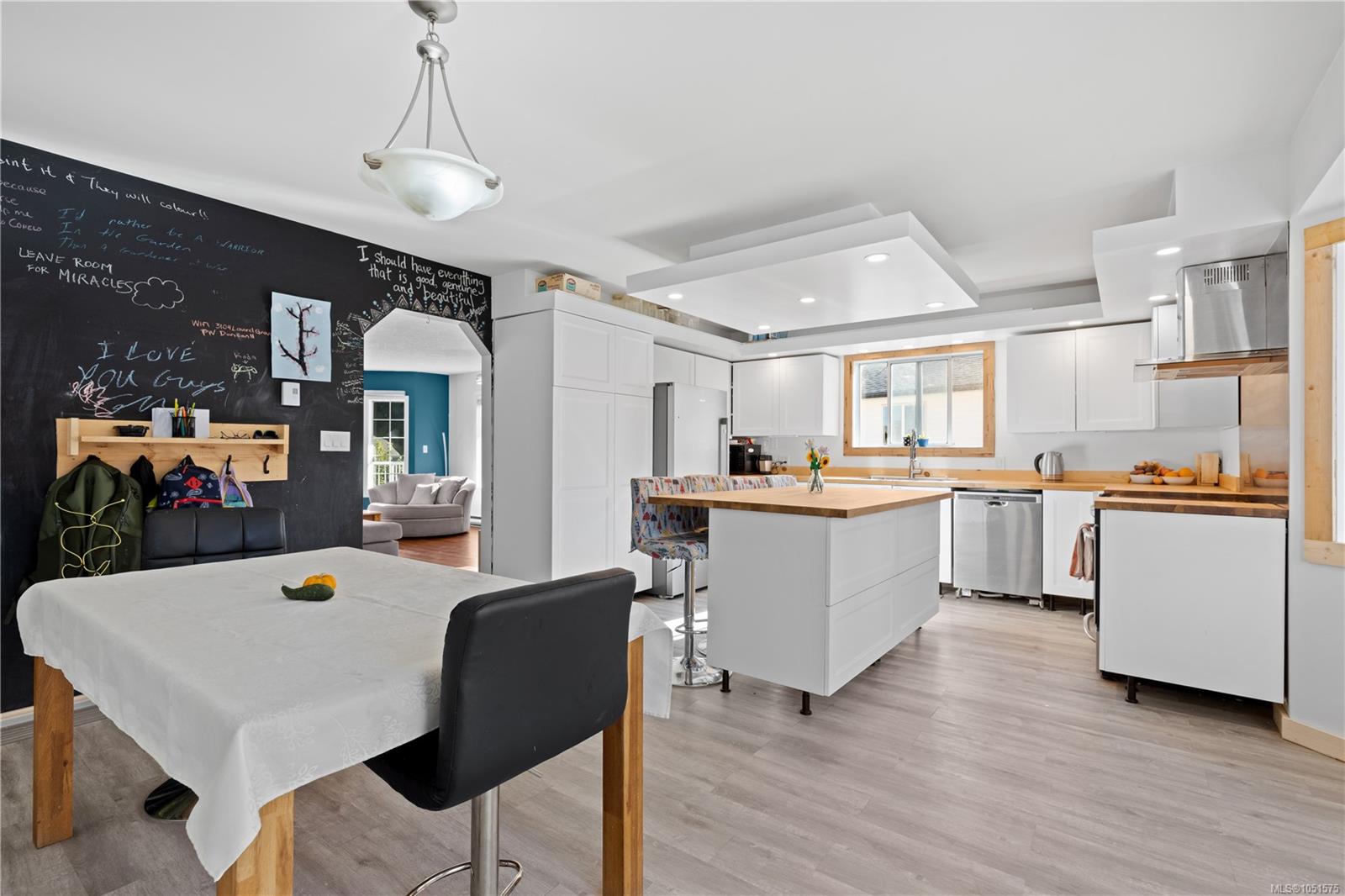 3104 Laurel Grove — listing photo 12 of 46