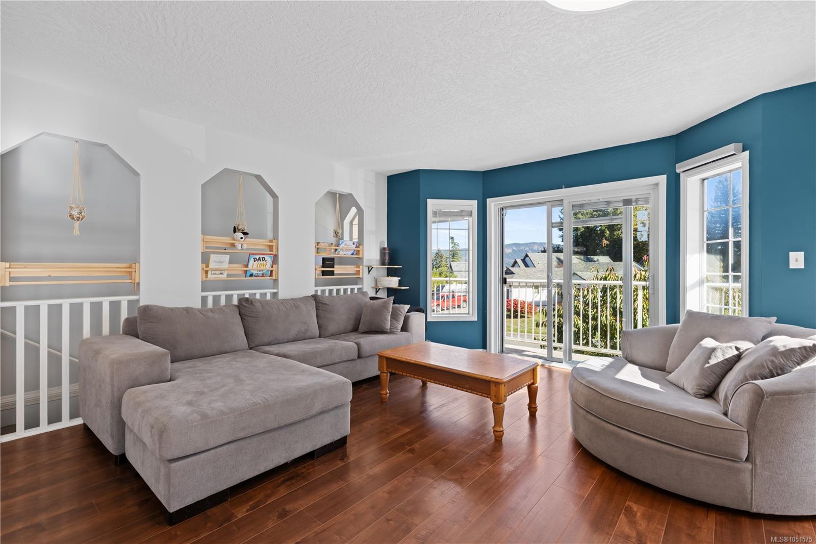 3104 Laurel Grove — listing photo 6 of 46