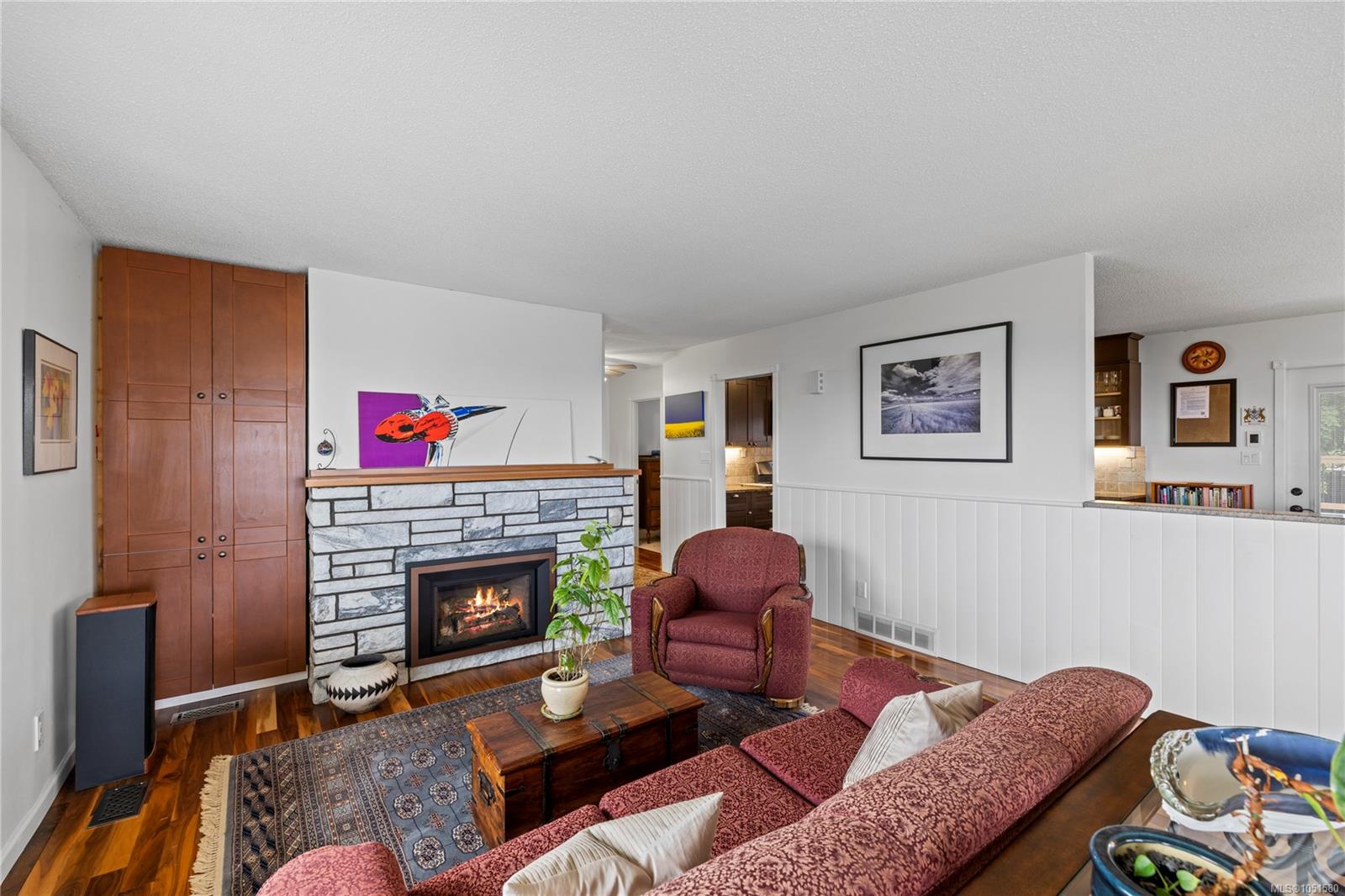 10842 Grandview Rd — listing photo 10 of 71