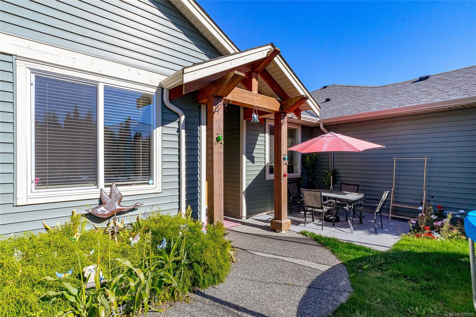 2250 Meredith Rd — listing photo 5 of 43