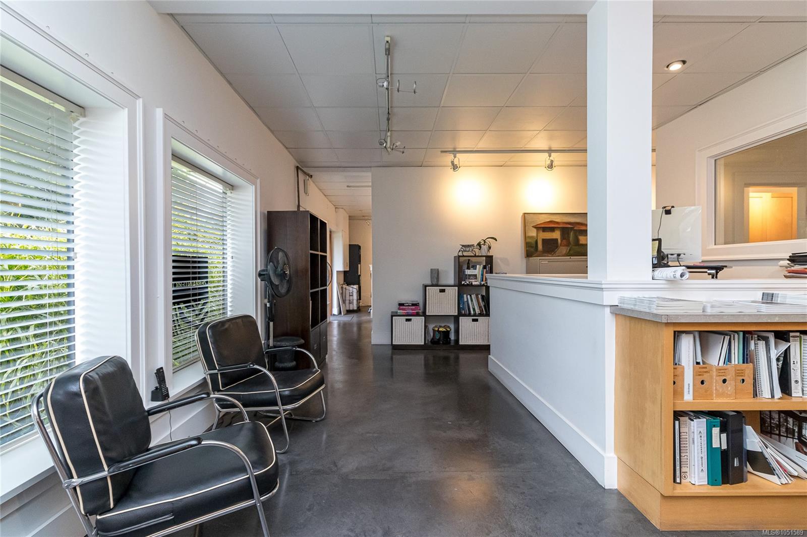 1161 Newport Ave — listing photo 12 of 41