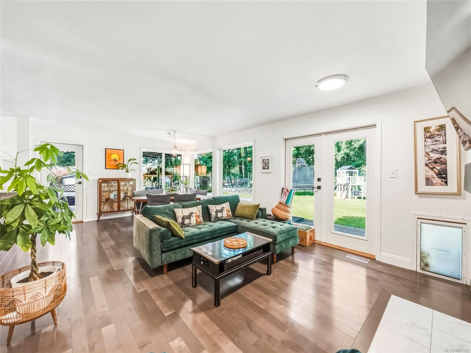 1805 Braeburn Pl — listing photo 13 of 64