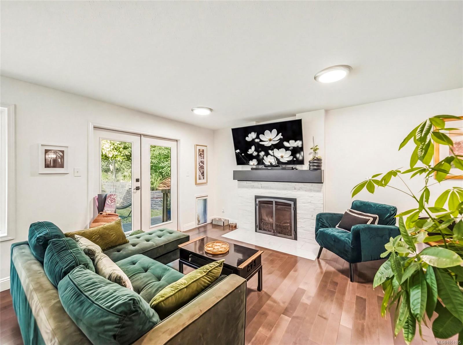 1805 Braeburn Pl — listing photo 14 of 64