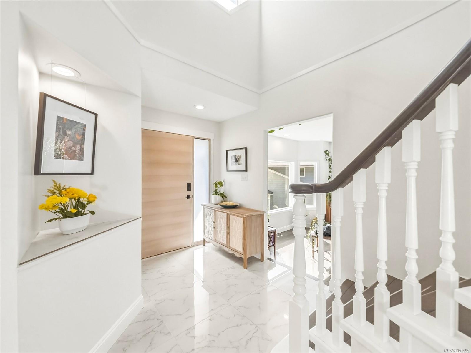 1805 Braeburn Pl — listing photo 9 of 64