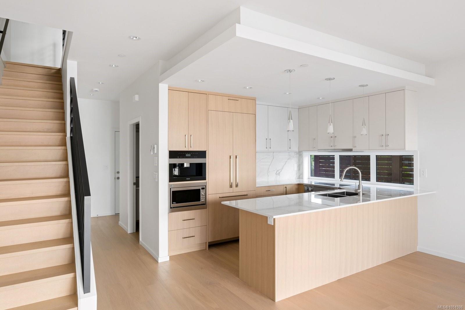 3-2525 Rothesay Ave — listing photo 7 of 26