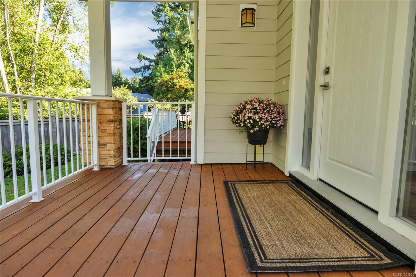 3397 Pinestone Way — listing photo 3 of 88