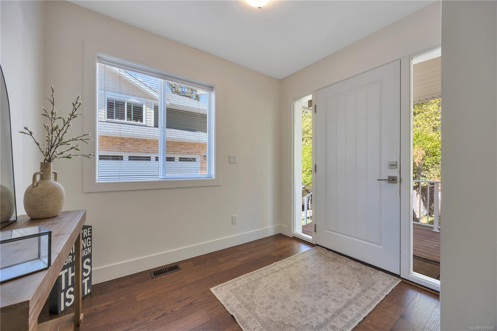 3397 Pinestone Way — listing photo 5 of 88