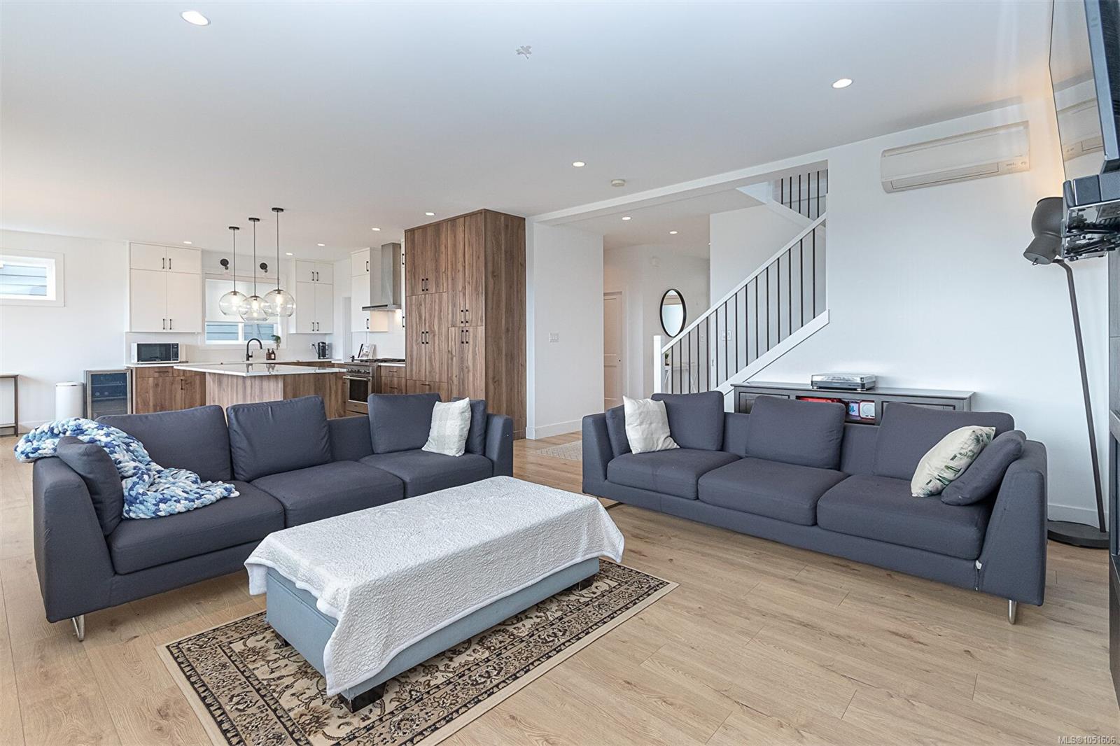 3420 Caldera Crt — listing photo 8 of 41
