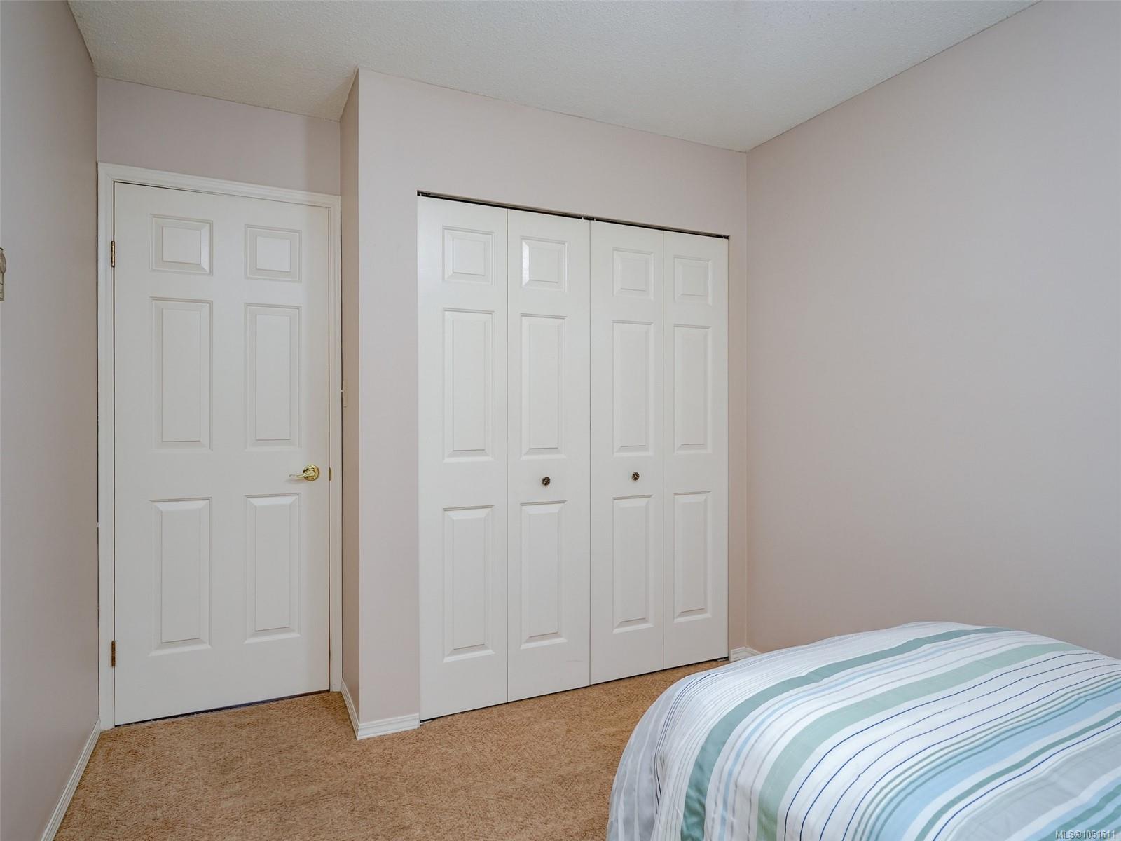1867 Deborah Dr — listing photo 13 of 28