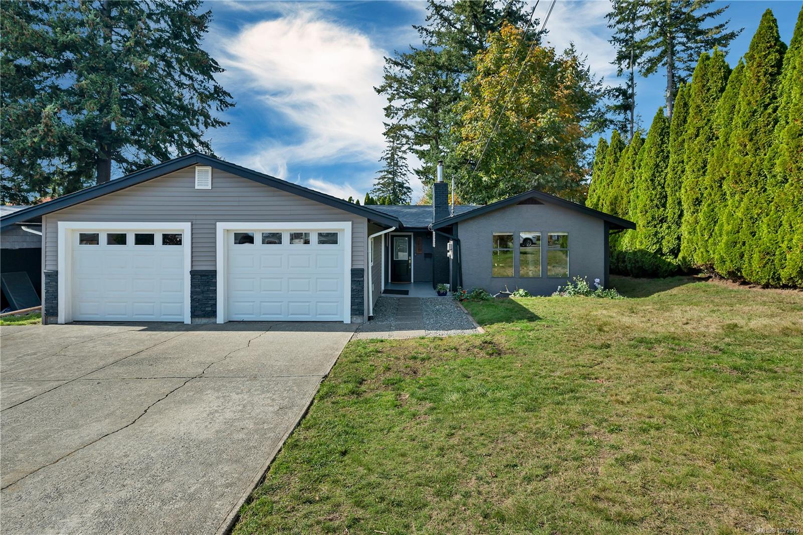 756 Kalmar Rd — listing photo 2 of 38