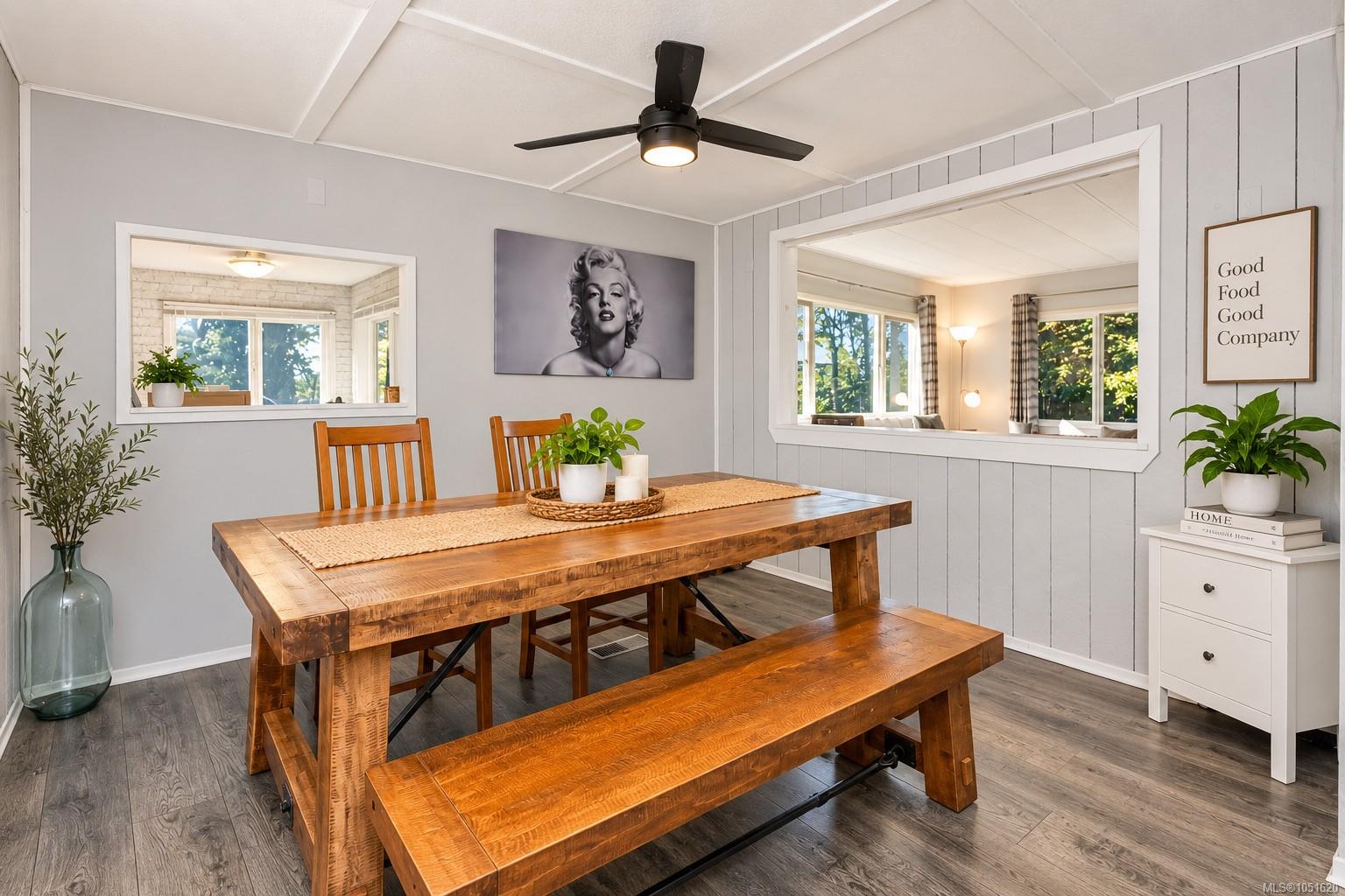 13-5838 Blythwood Rd — listing photo 5 of 34