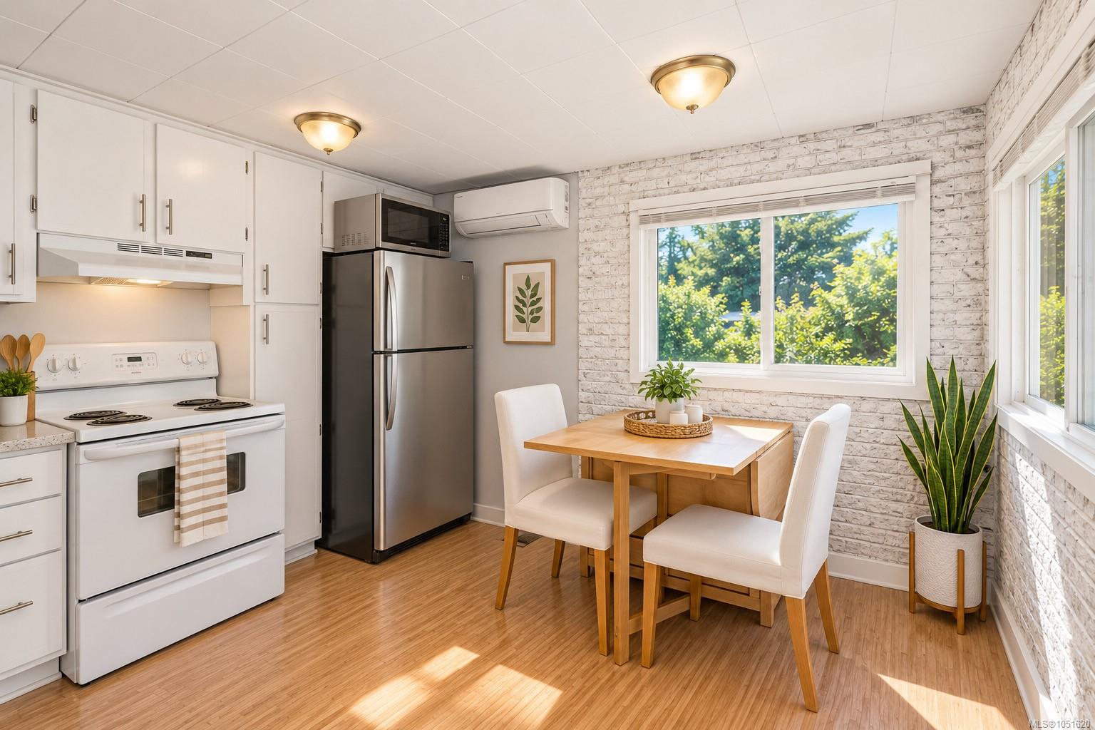 13-5838 Blythwood Rd — listing photo 6 of 34