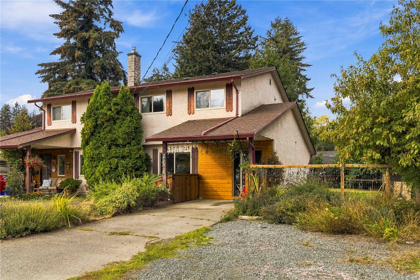 2778 Kingswood Rd — listing photo 3 of 44