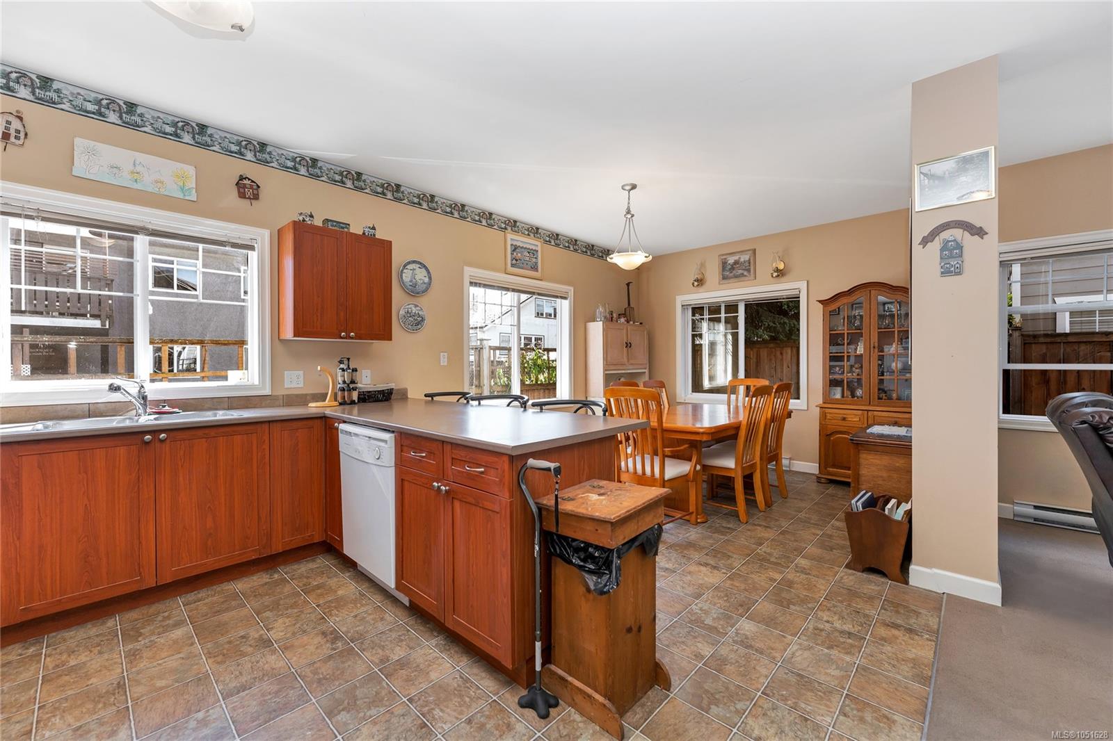 100-2744 Matson Rd — listing photo 7 of 31