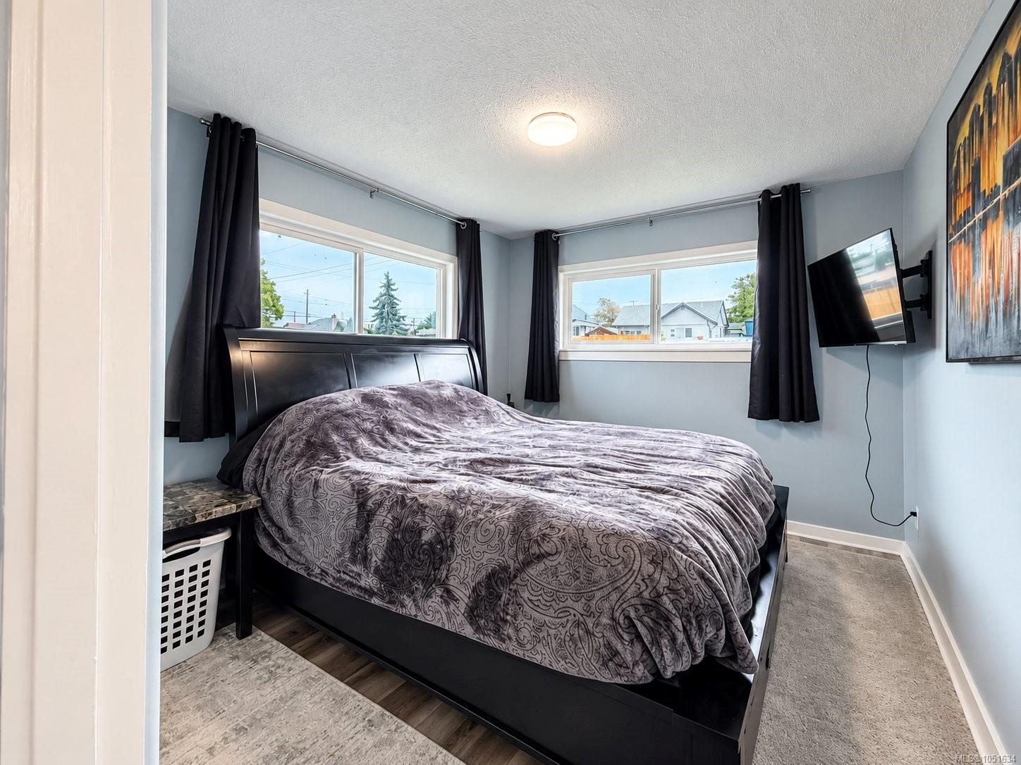 3586 10th Ave — listing photo 14 of 32