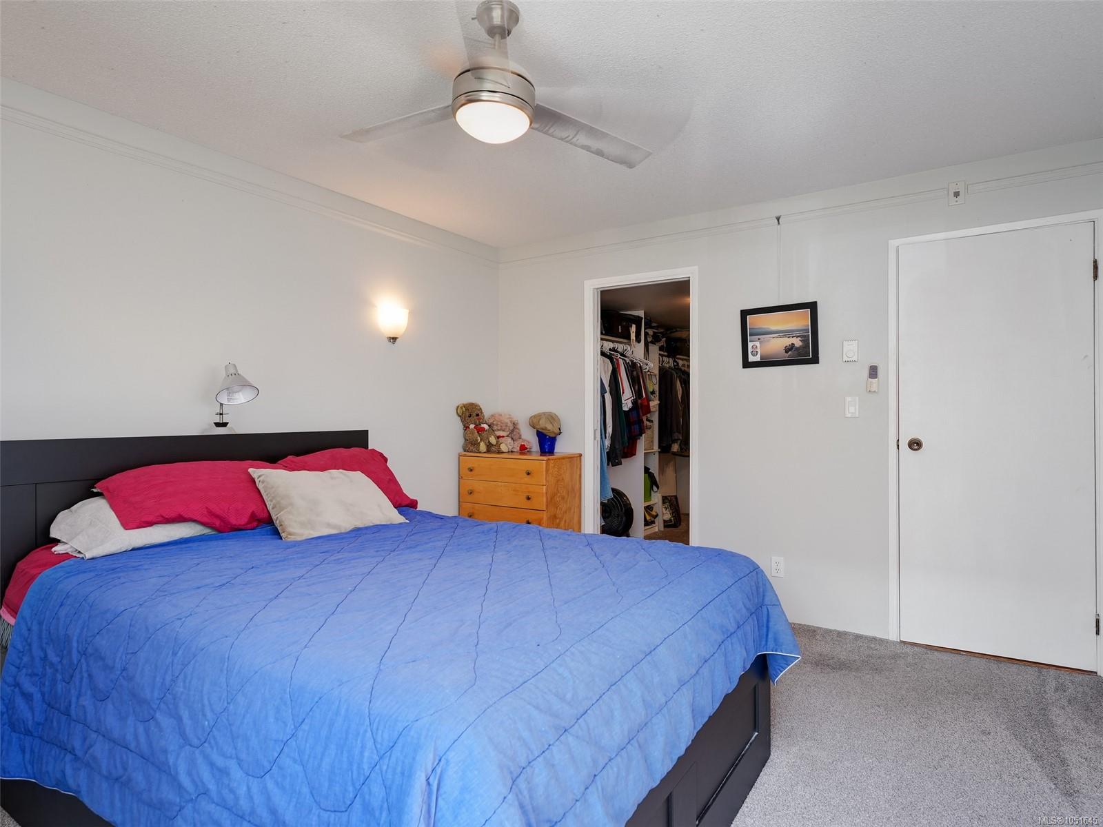 203-3260 Quadra St — listing photo 14 of 25