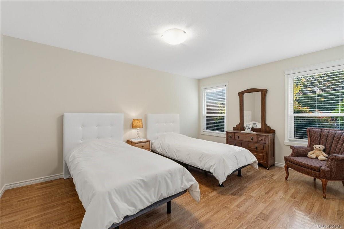 106-240 Stanford Ave — listing photo 12 of 32