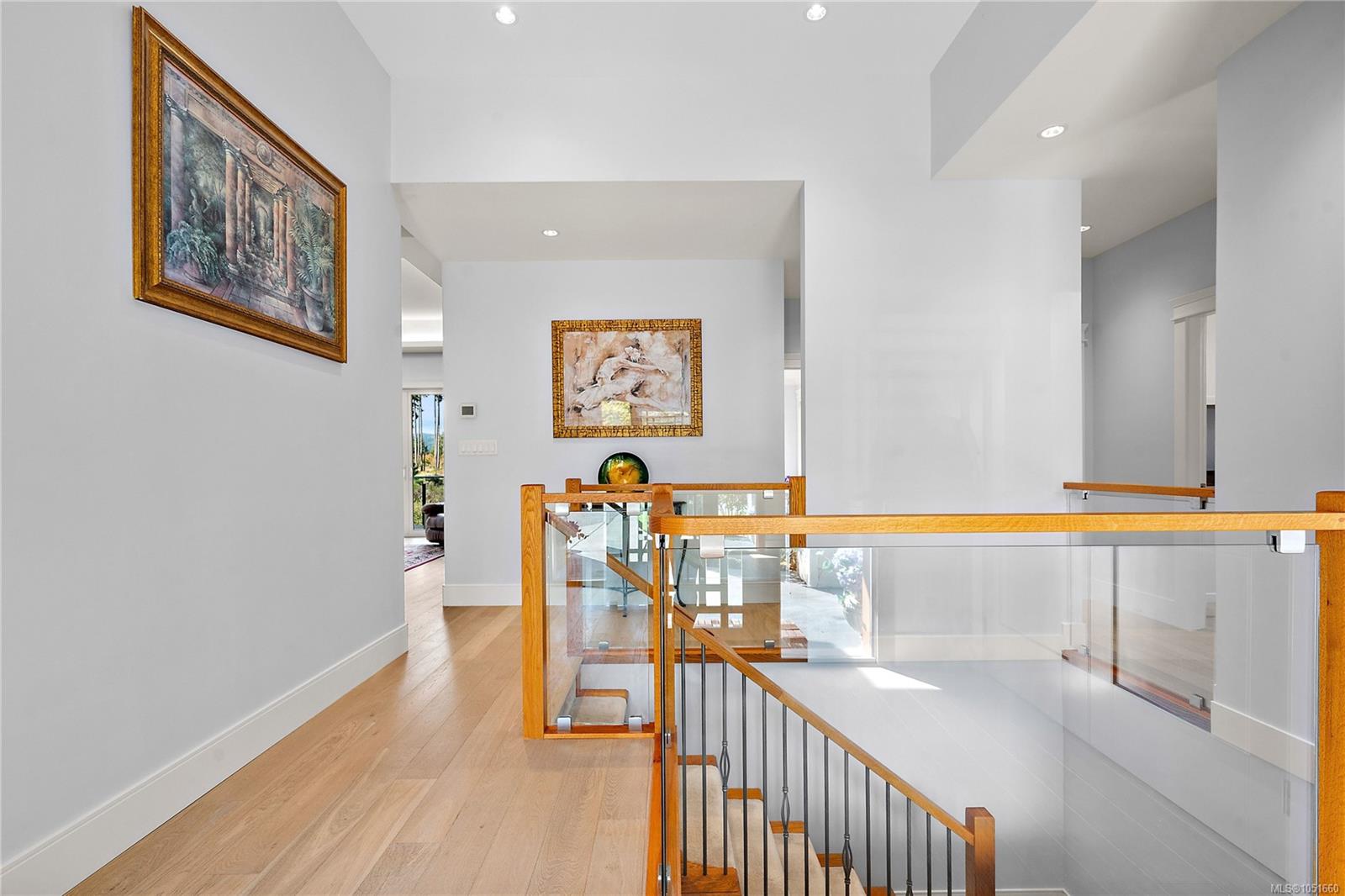 2152 Champions Way — listing photo 9 of 66