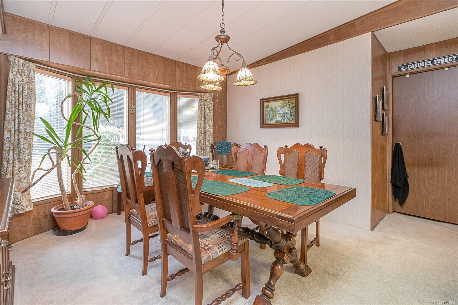 1459 Sunrise Dr — listing photo 14 of 51