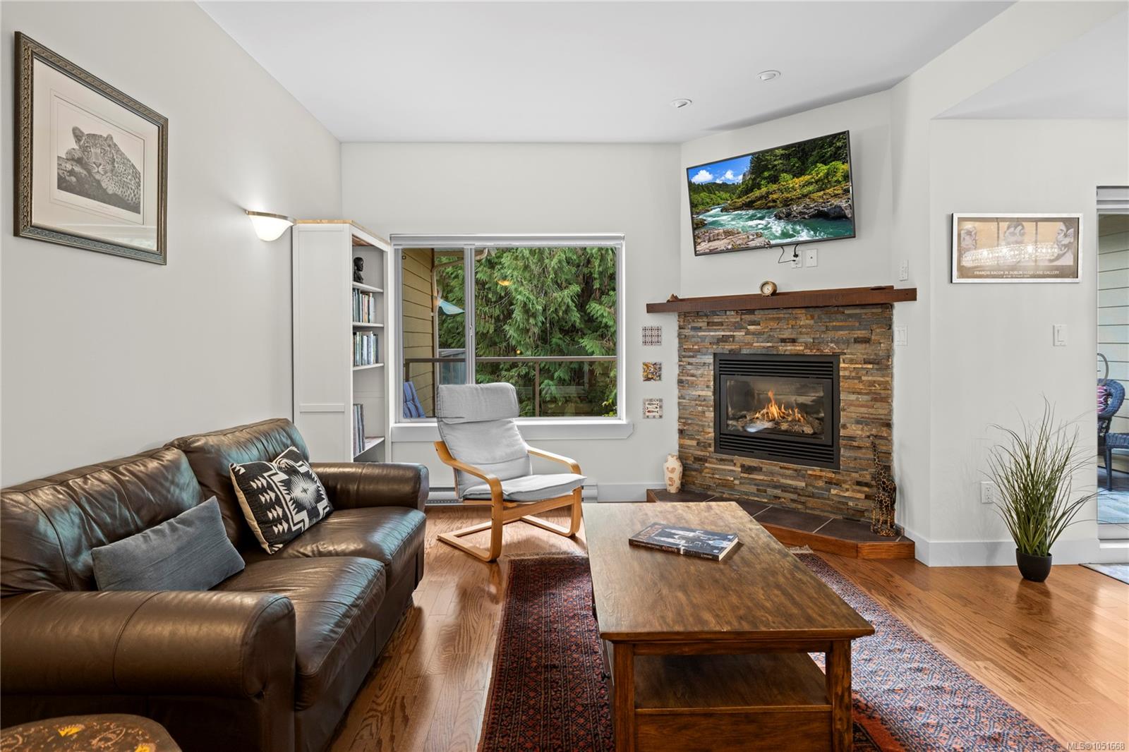 302-1244 4th Ave — listing photo 7 of 55