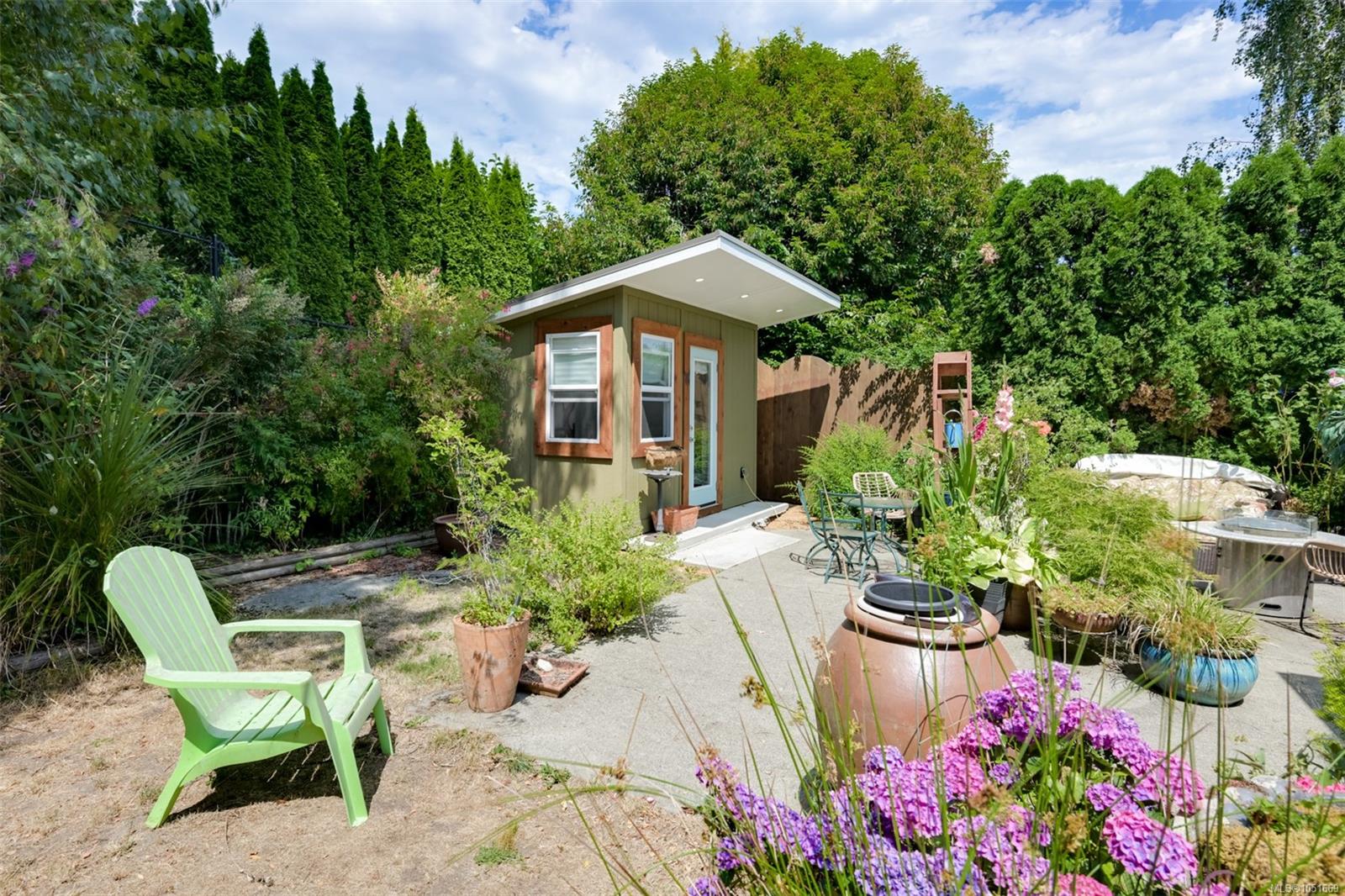 3832 Pitcombe Pl — listing photo 6 of 71