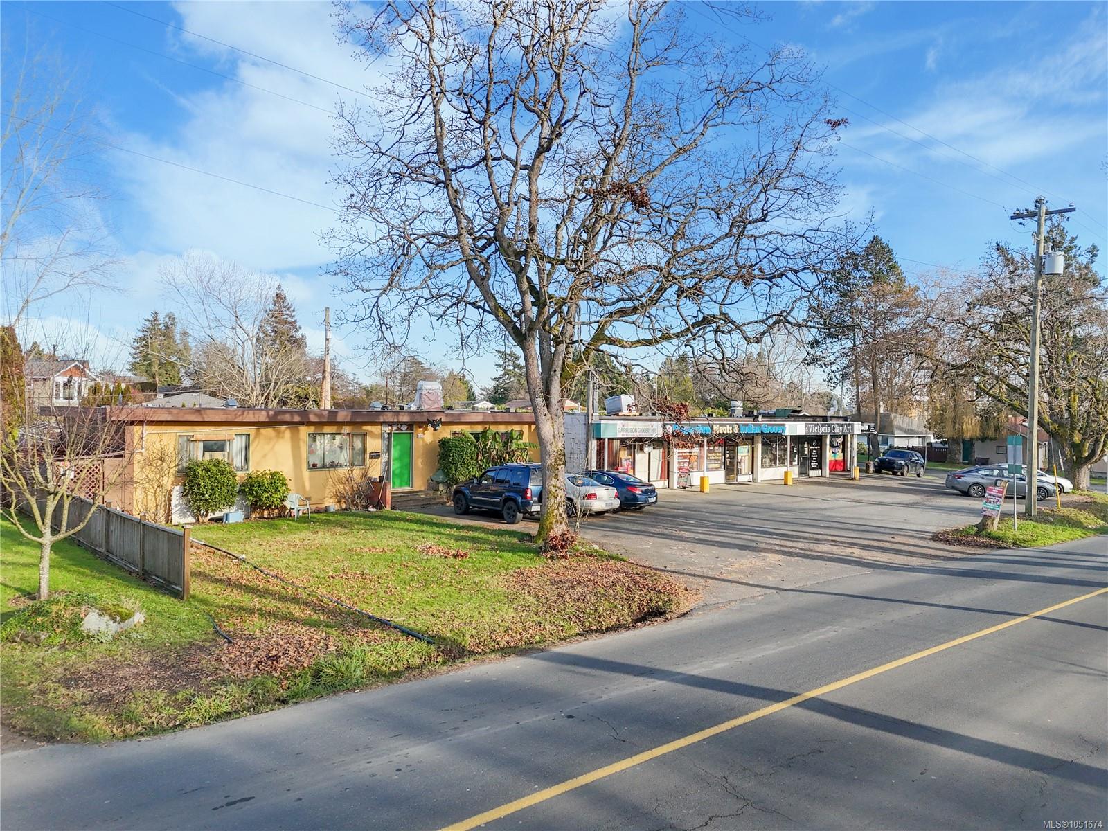 660 Burnside Rd, Saanich