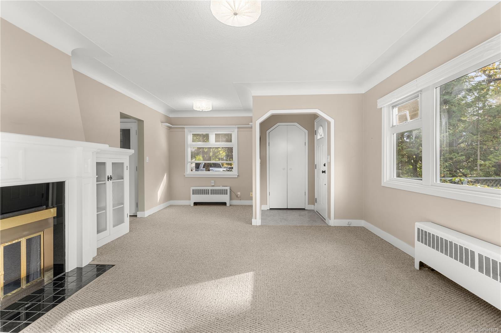 3959 Cedar Hill Cross Rd — listing photo 4 of 42