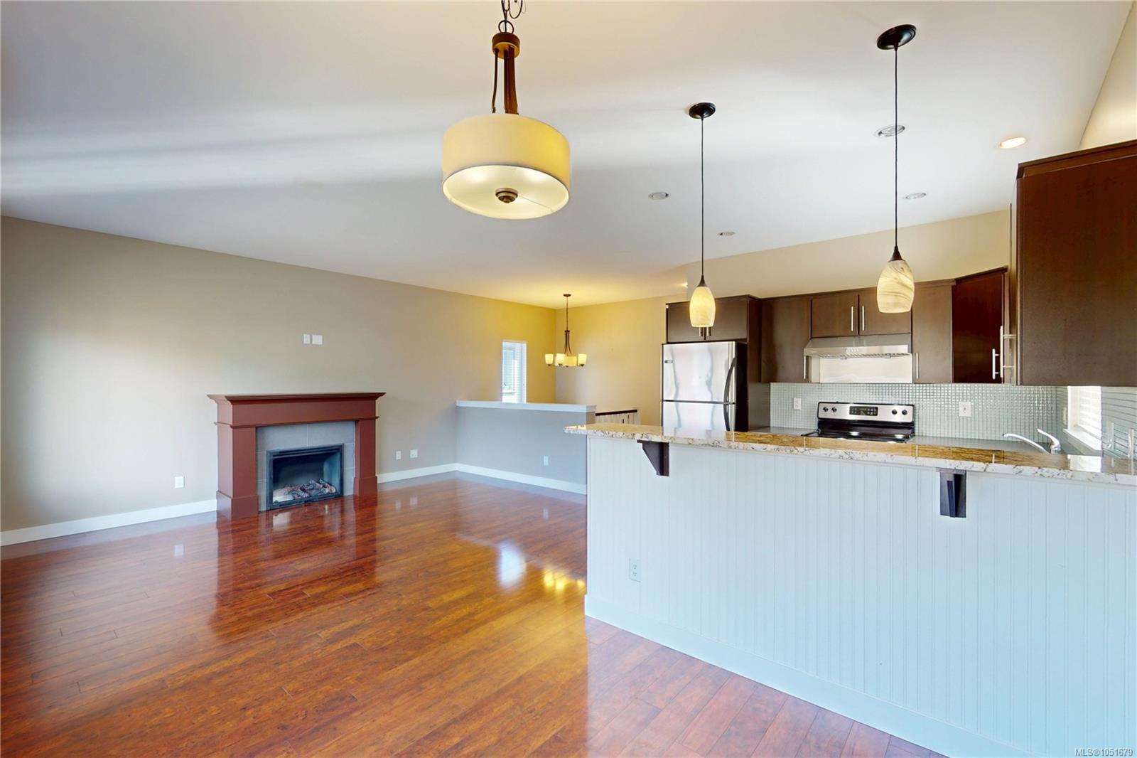 1205 Parkdale Creek Gdns — listing photo 11 of 45