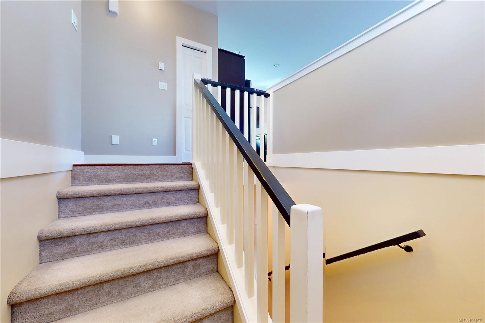 1205 Parkdale Creek Gdns — listing photo 7 of 45