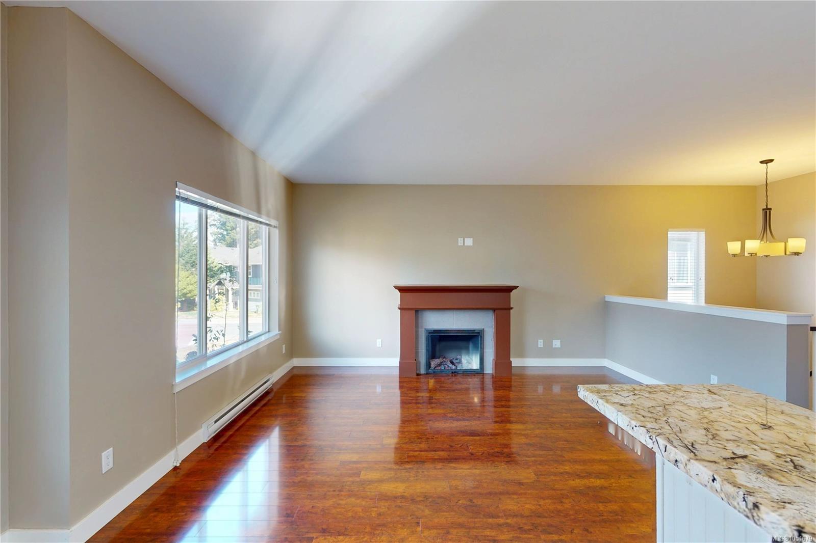 1205 Parkdale Creek Gdns — listing photo 9 of 45