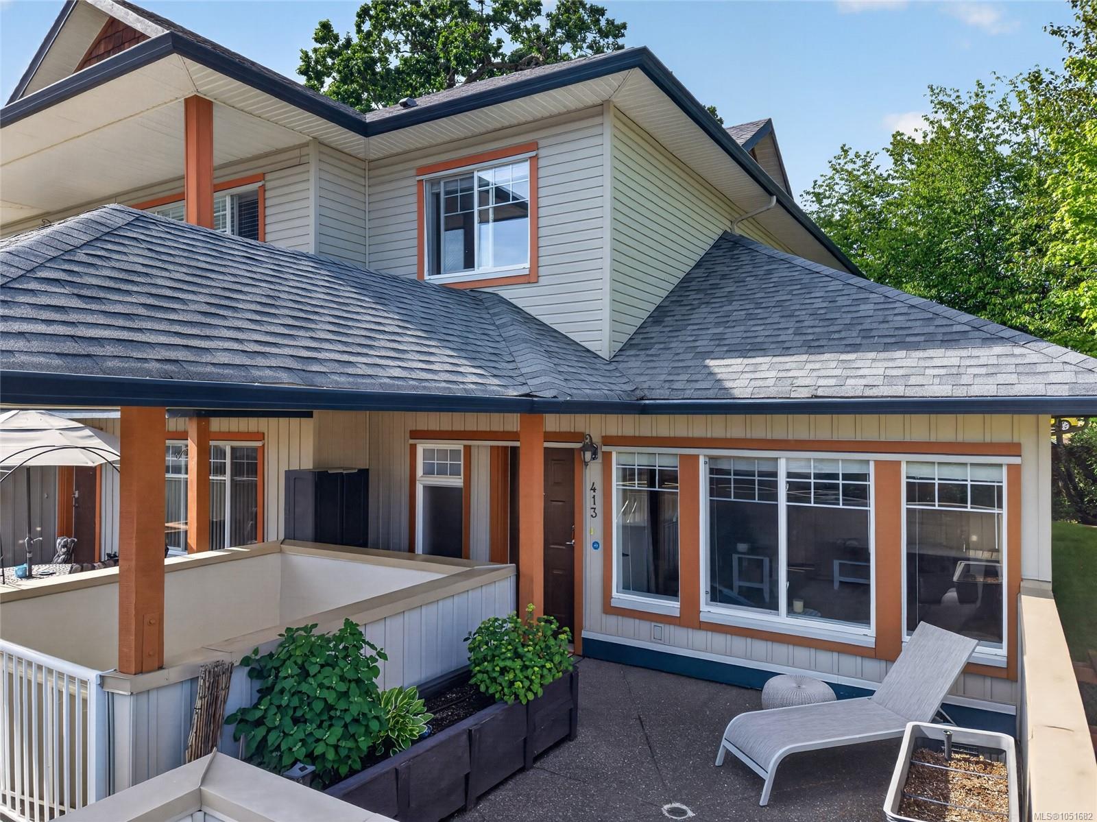413-930 Braidwood Rd — listing photo 2 of 27
