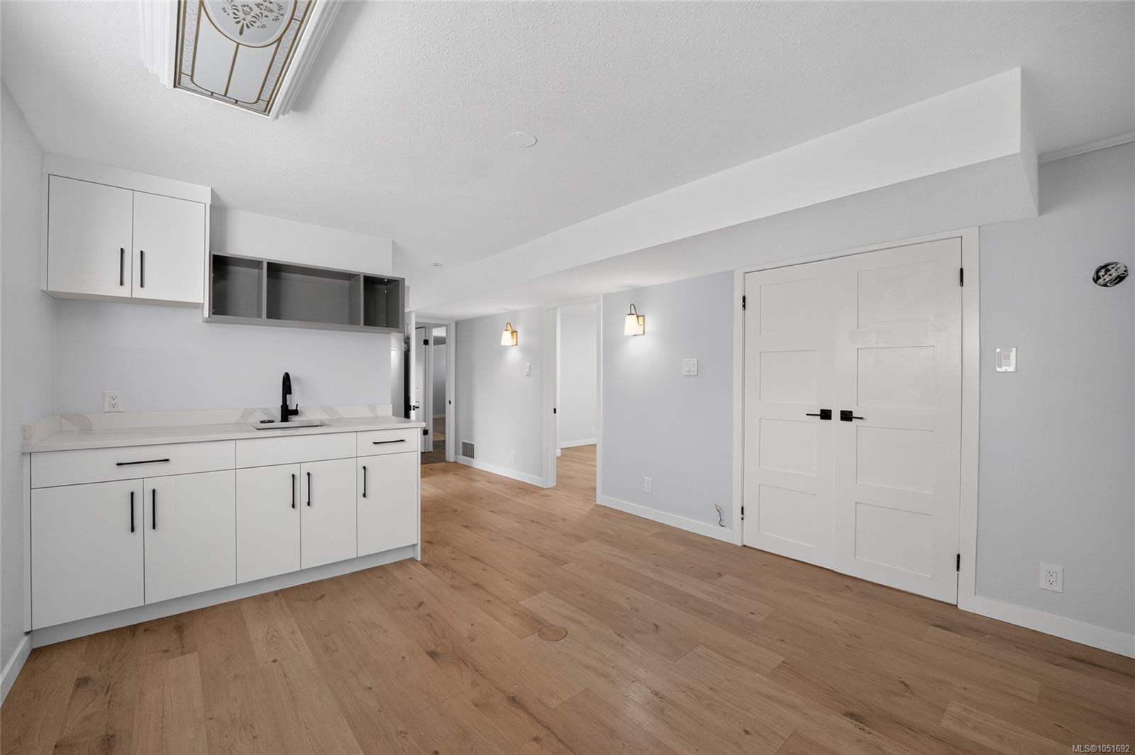 106 Emery Way — listing photo 6 of 60