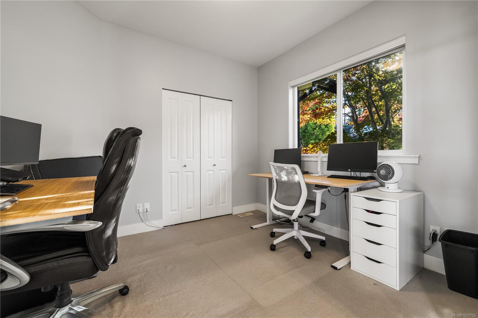 978 Timberline Dr — listing photo 3 of 56