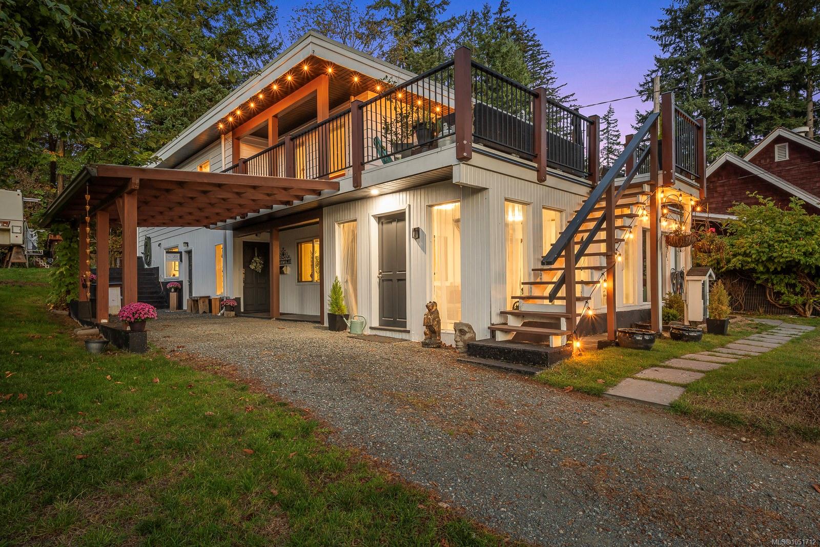 6044 Island Hwy — listing photo 3 of 70