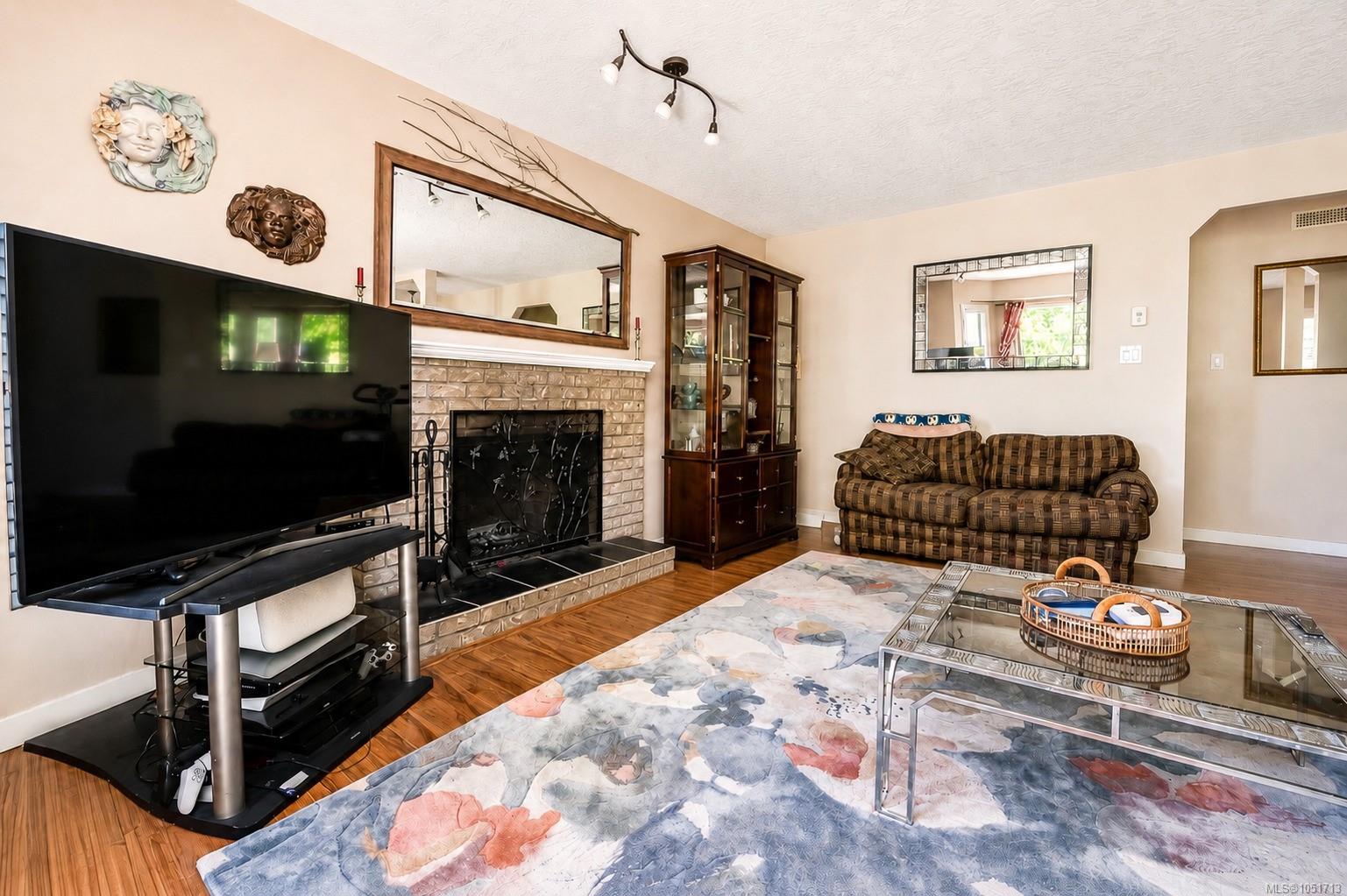 2162 Stelly's Cross Rd — listing photo 5 of 61