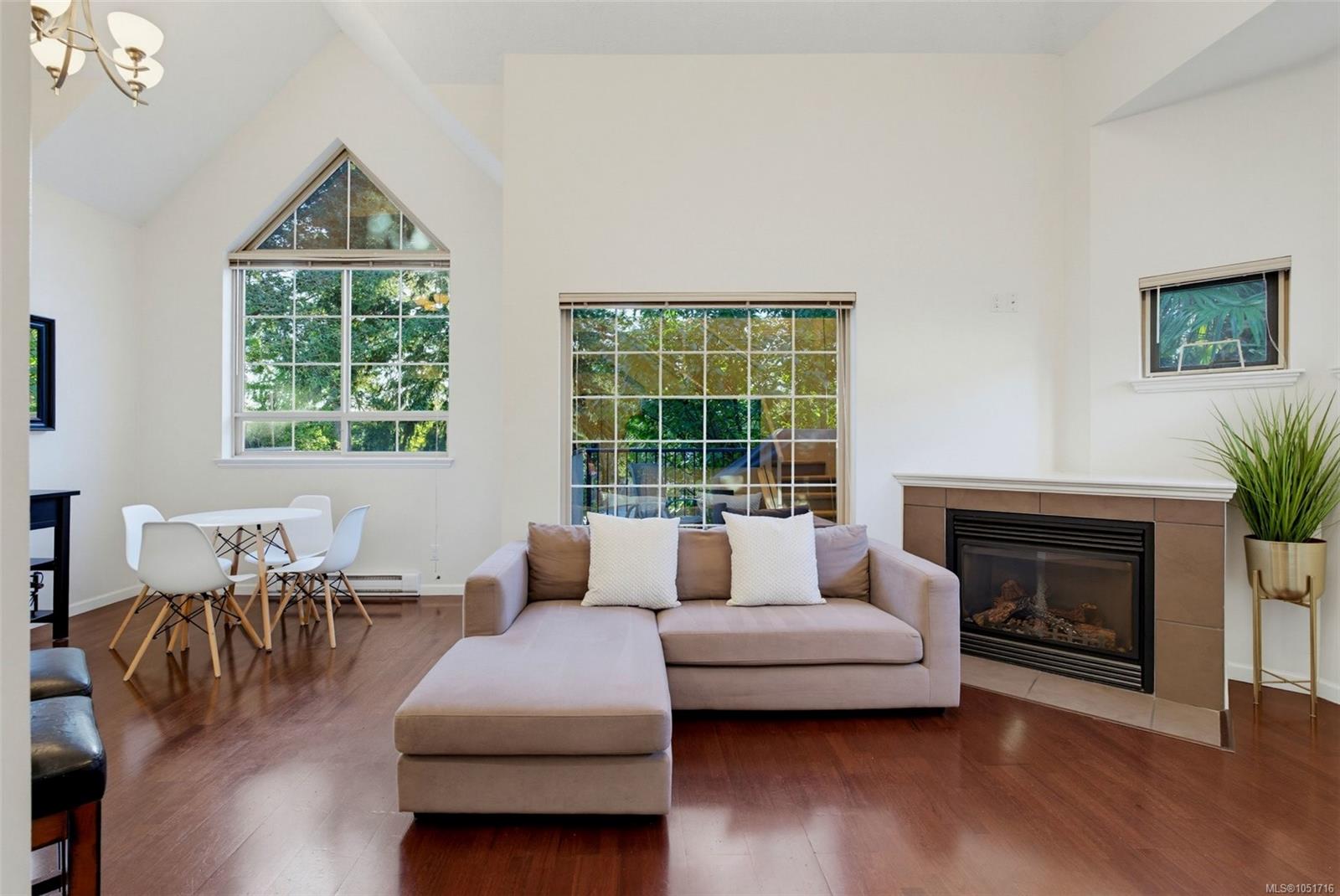 207-791 Station Ave, Langford