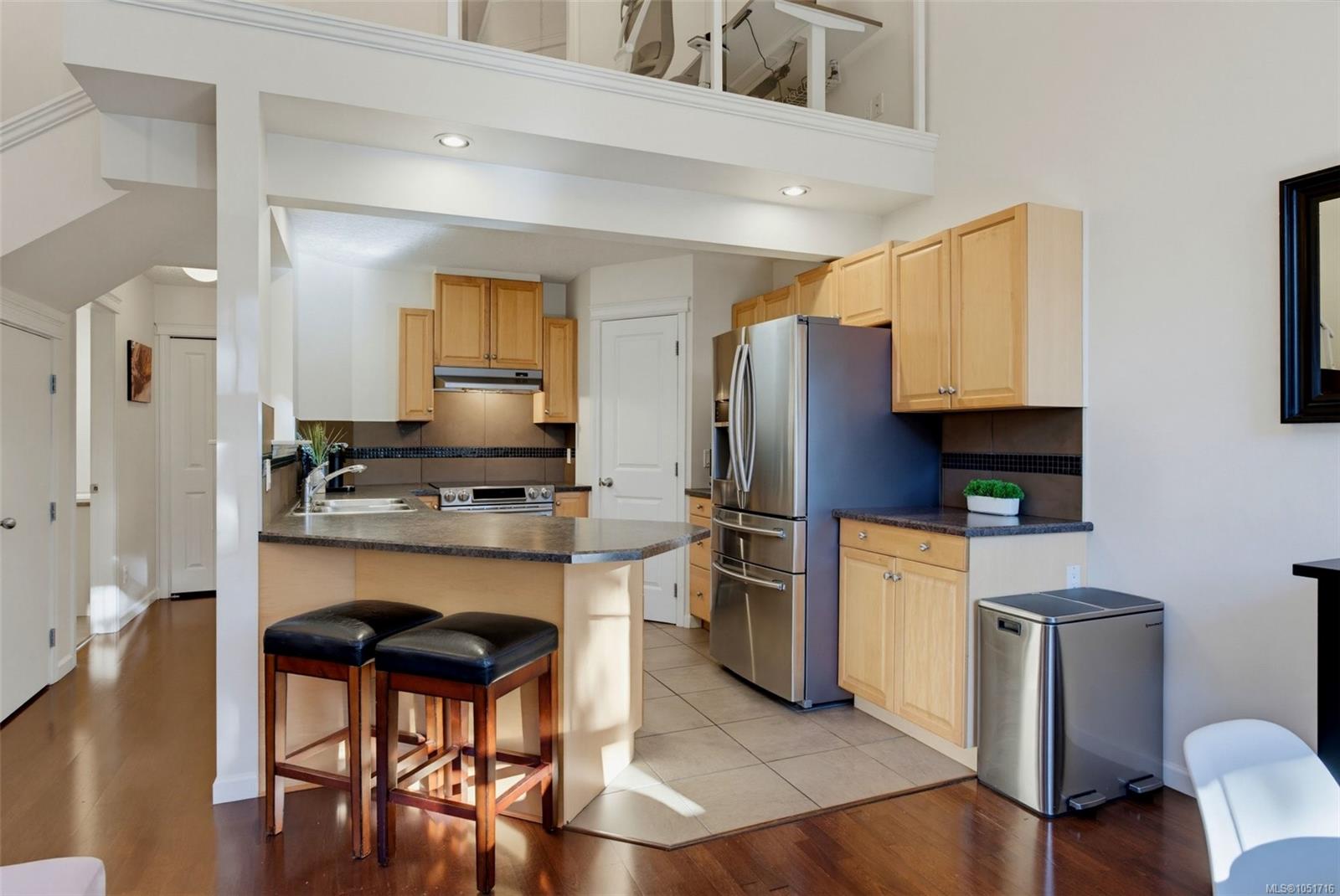 207-791 Station Ave — listing photo 11 of 42