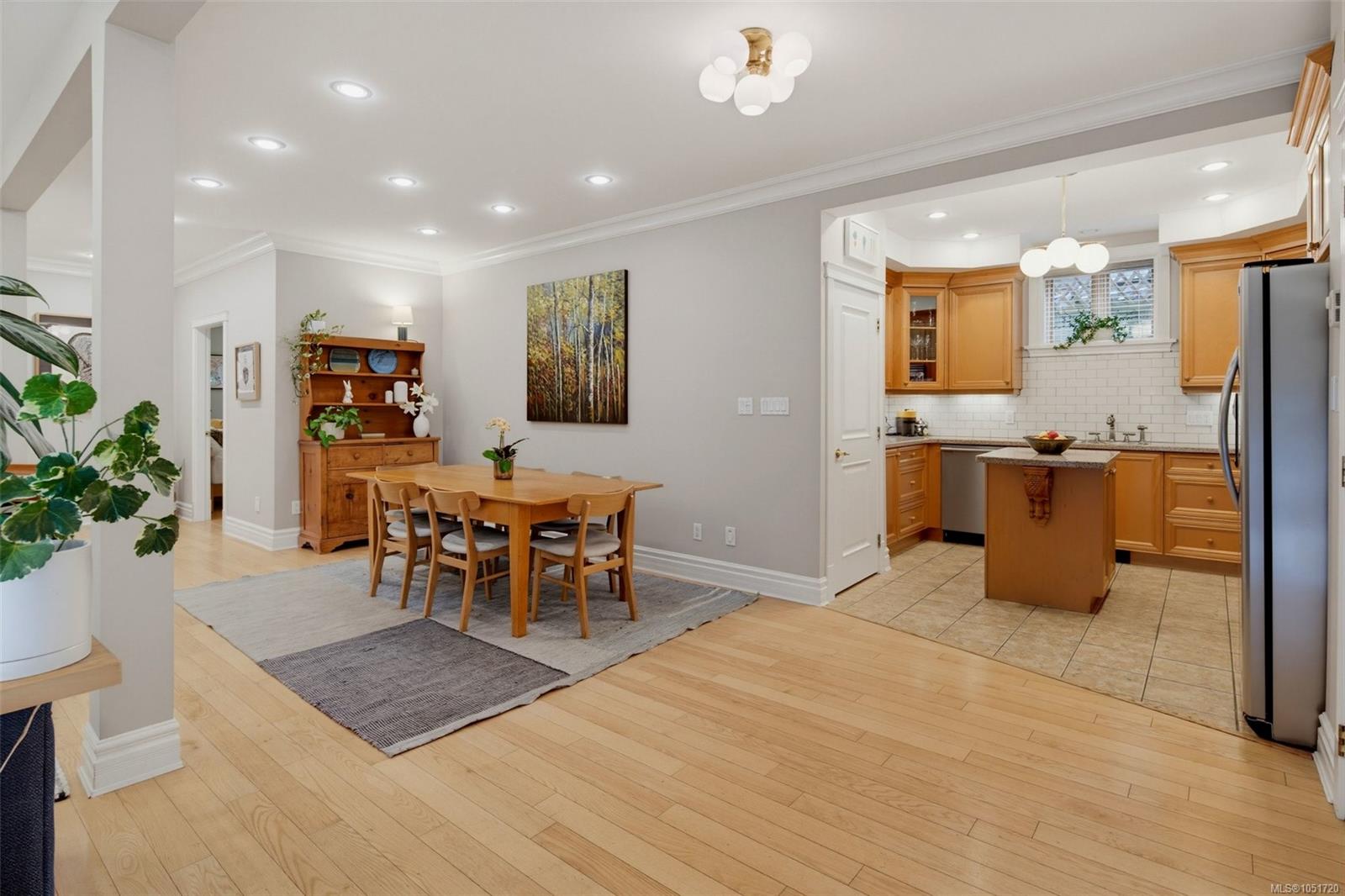 1-1200 Richardson St — listing photo 11 of 40