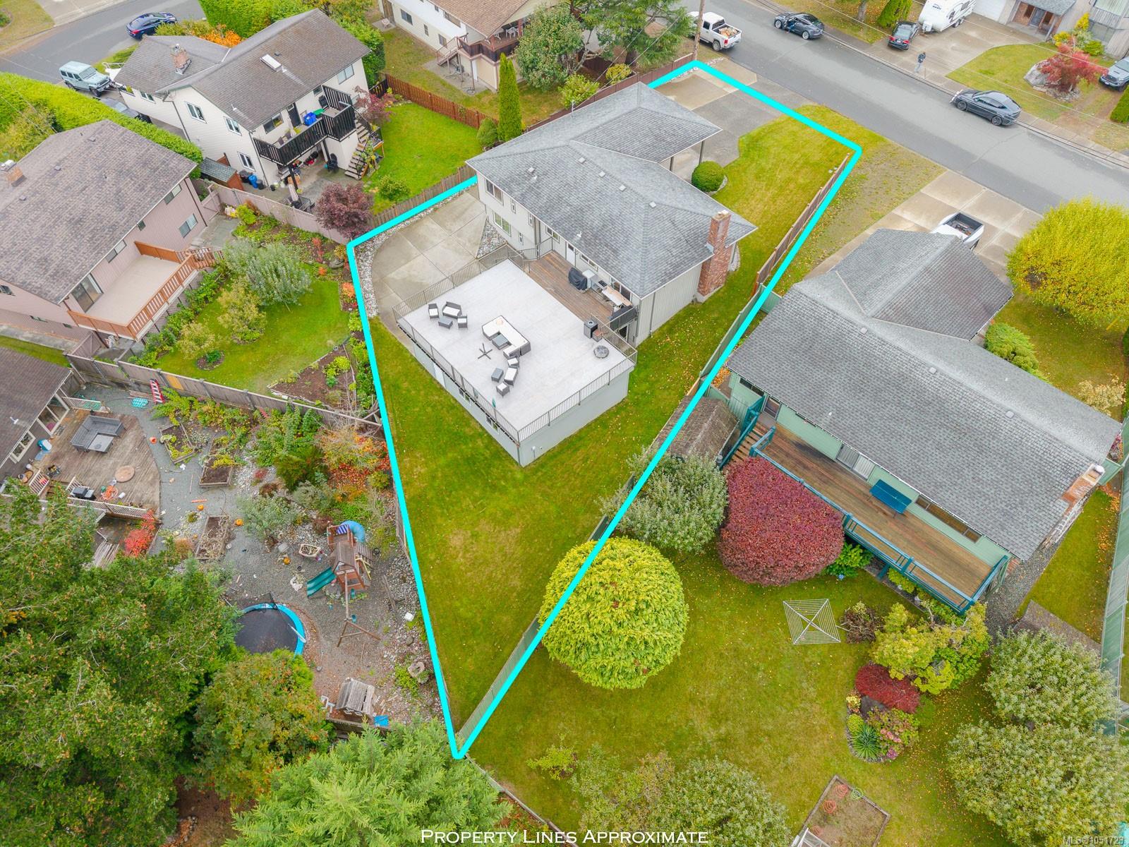 551 Birch St — listing photo 6 of 86