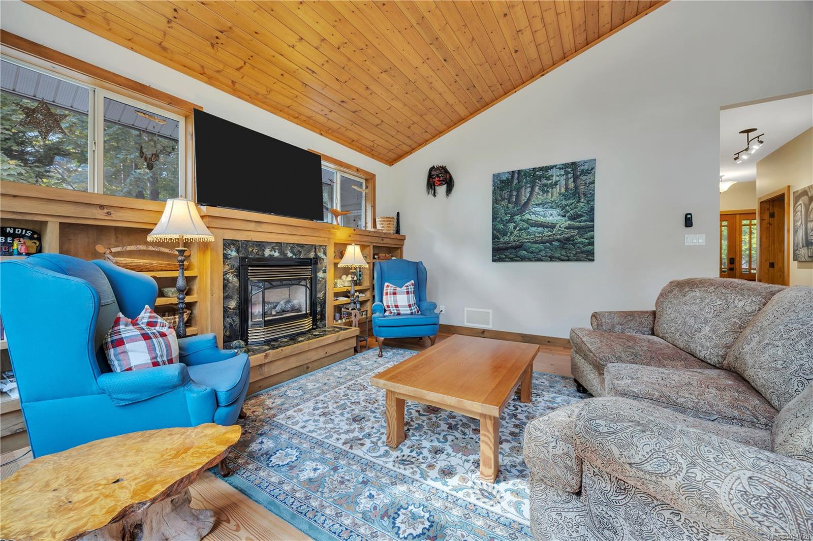 2575 Coho Dr — listing photo 9 of 44