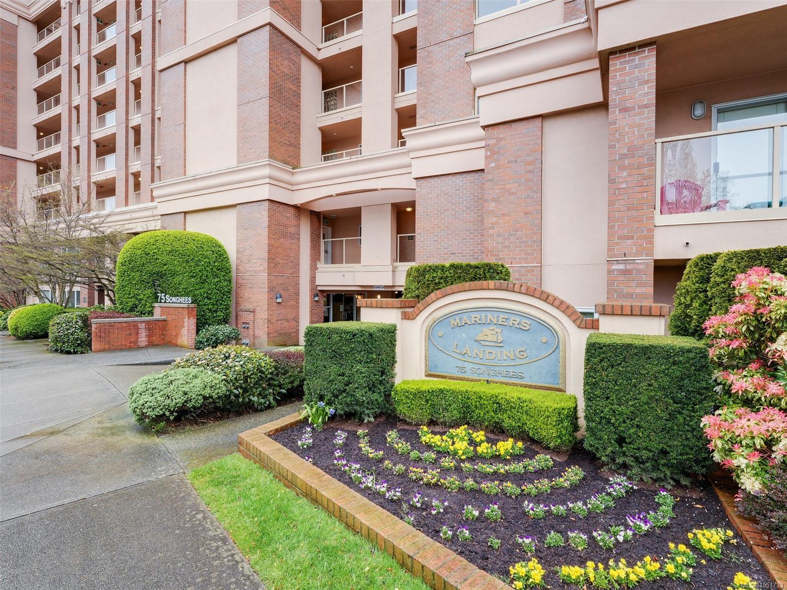 104-75 Songhees Rd, Victoria