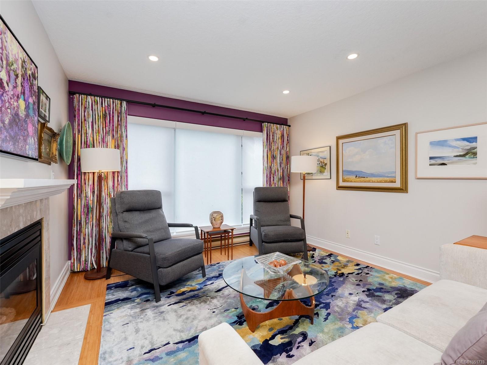 104-75 Songhees Rd — listing photo 10 of 47