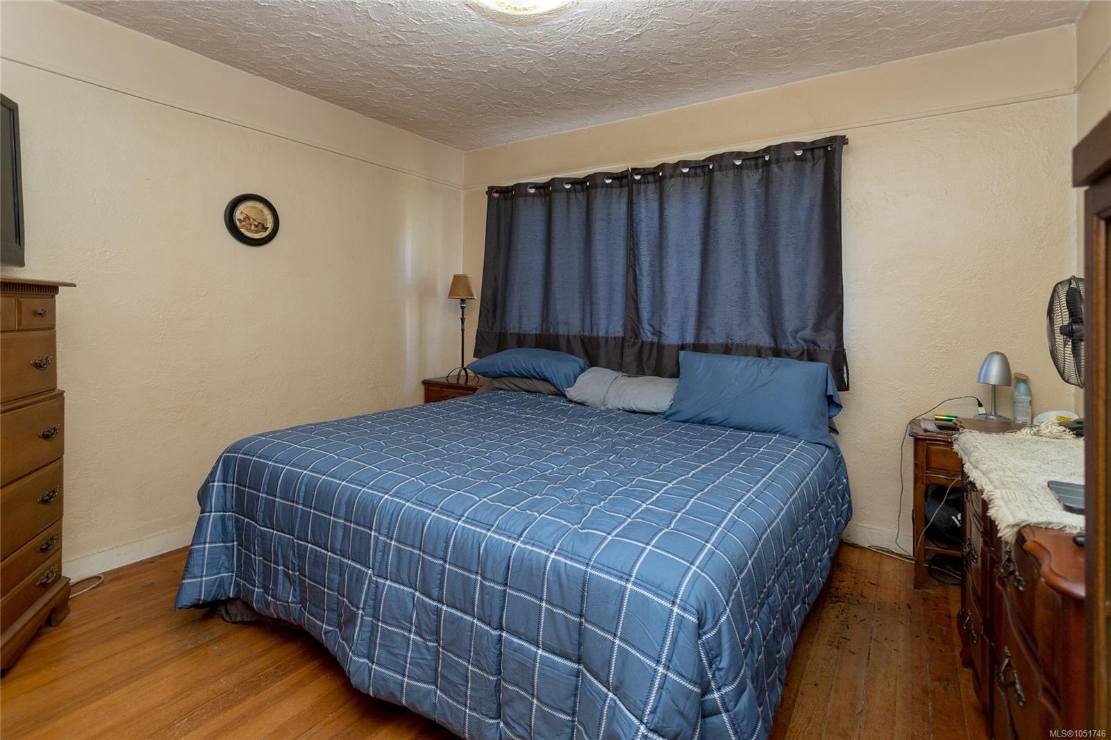 911 Darwin Ave — listing photo 13 of 30