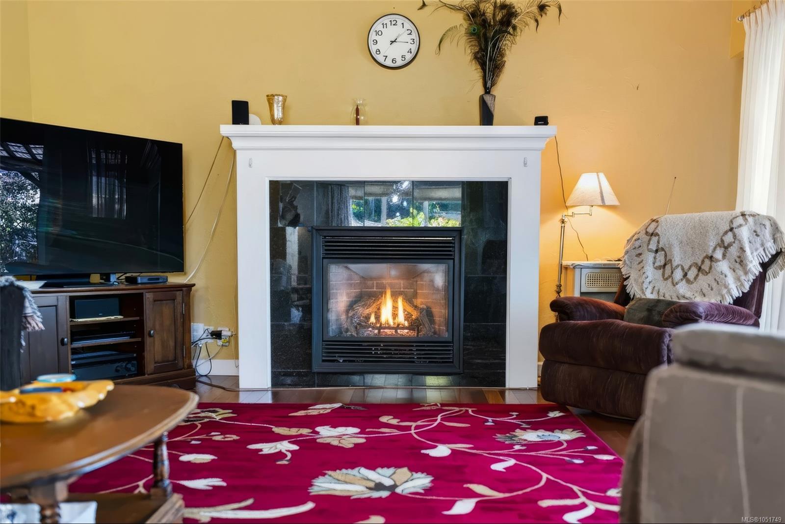 5470 Greenard St — listing photo 4 of 32