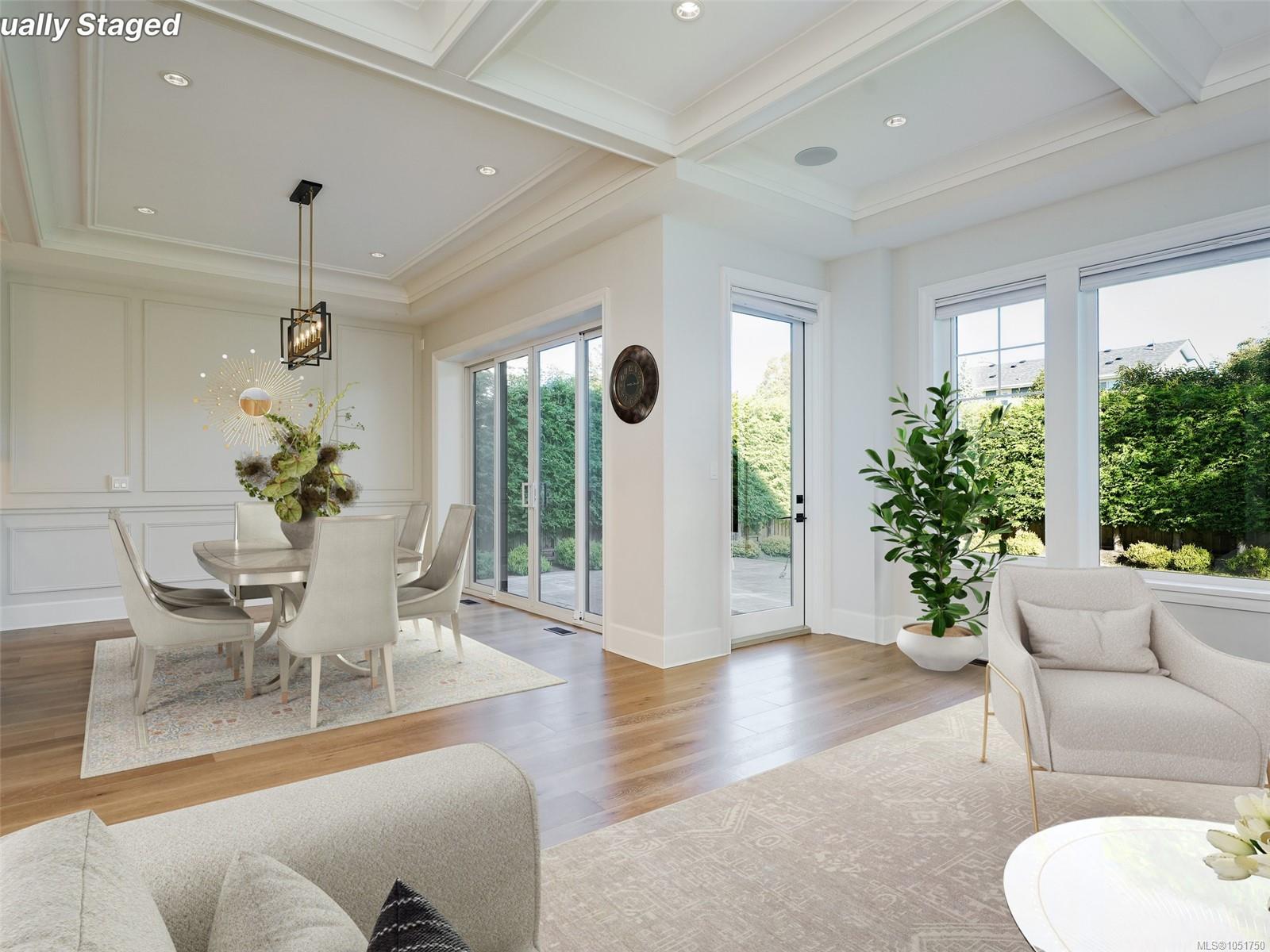 619 Oliver St — listing photo 8 of 37